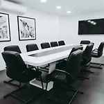 Отель Masa 5 De Outubro 3*